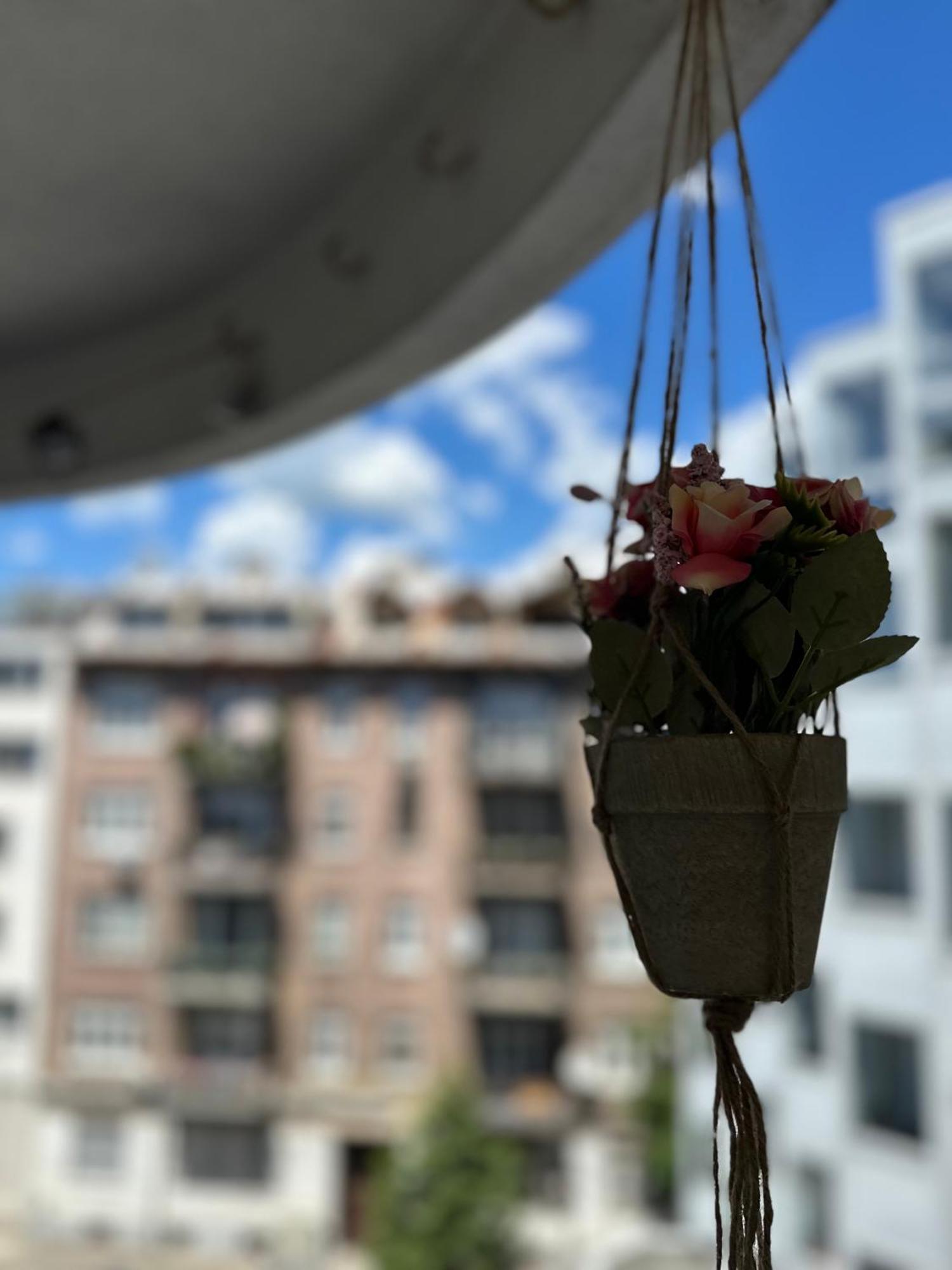 Aurelio Centar Apartment With Balcony And Free Parking 塞拉耶佛 外观 照片